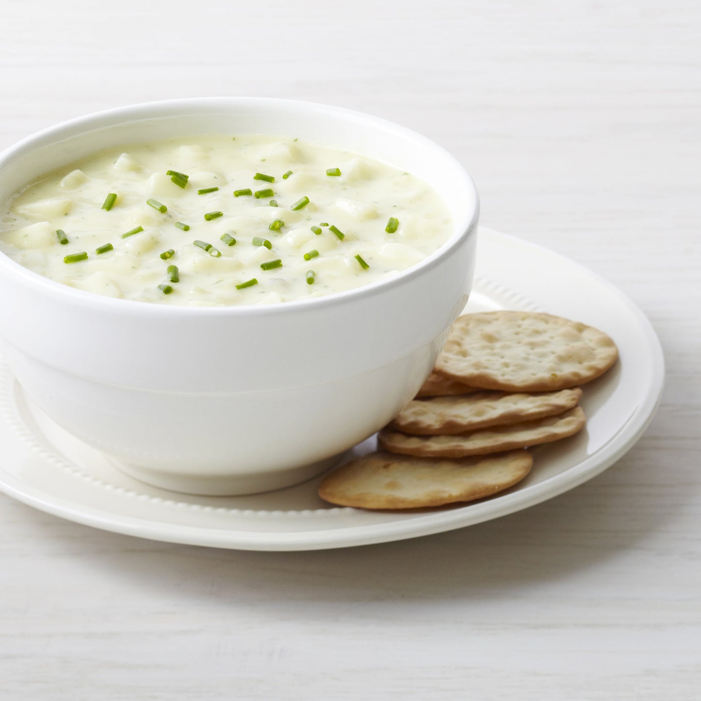 "Augason Farms Lunch & Dinner Emergency Food Supply - 11.03 lbs, 21,020 calories, 40-year expertise in emergency food."