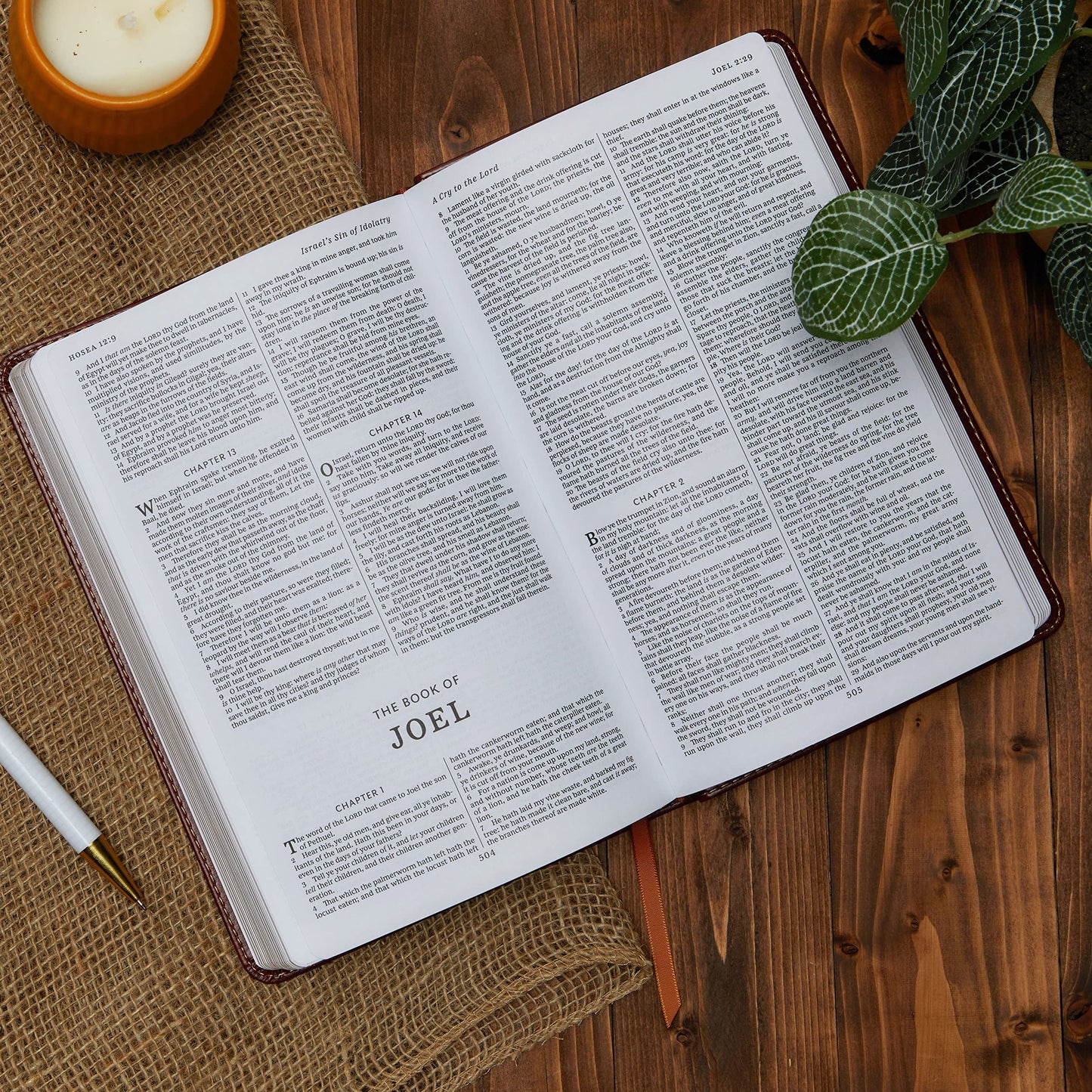 KJV Holy Bible - Elegantly Bound Black Leather-Look Edition, Red Letter Comfort Print, Perfect Gift for Any Occasion