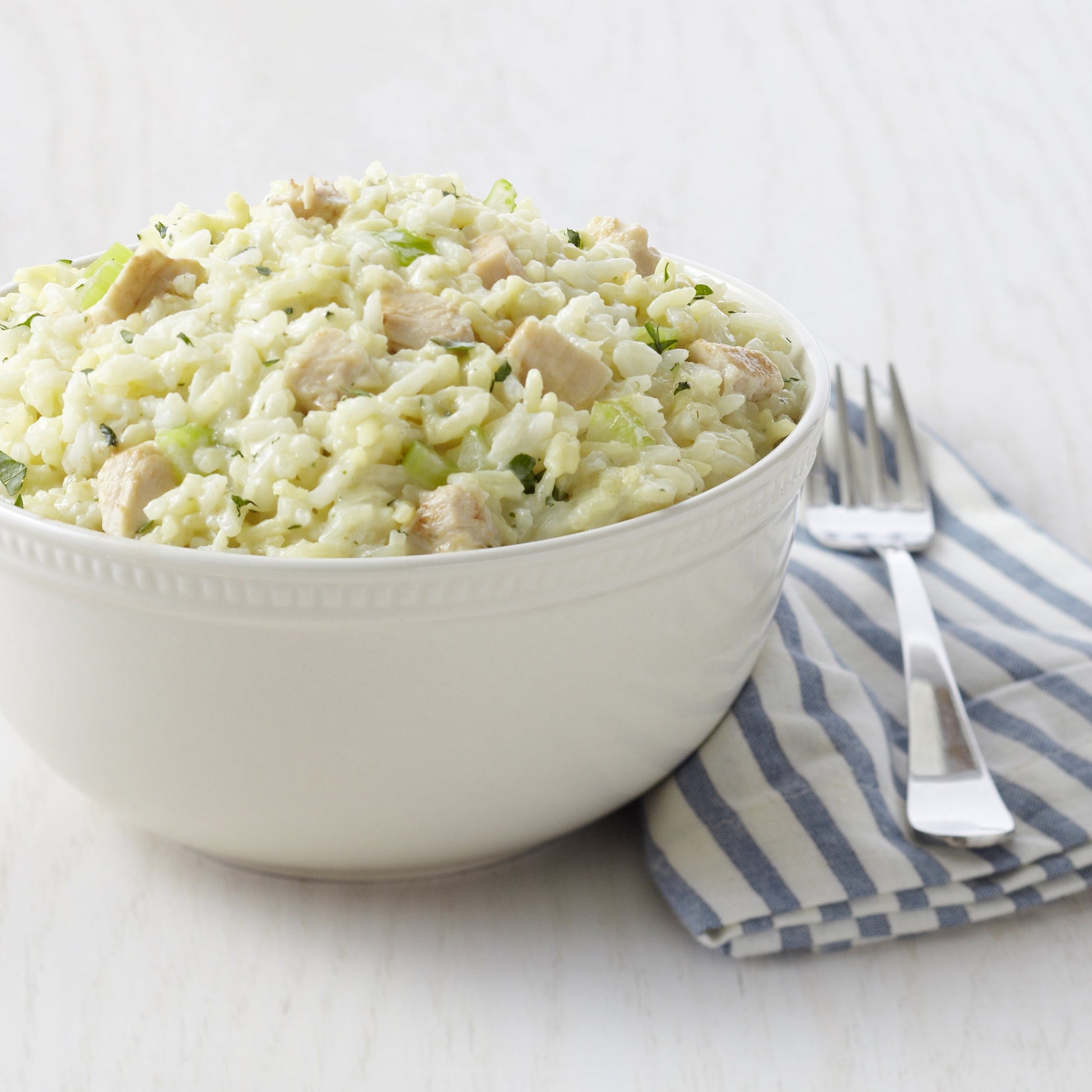 "Augason Farms Lunch & Dinner Emergency Food Supply - 11.03 lbs, 21,020 calories, 40-year expertise in emergency food."
