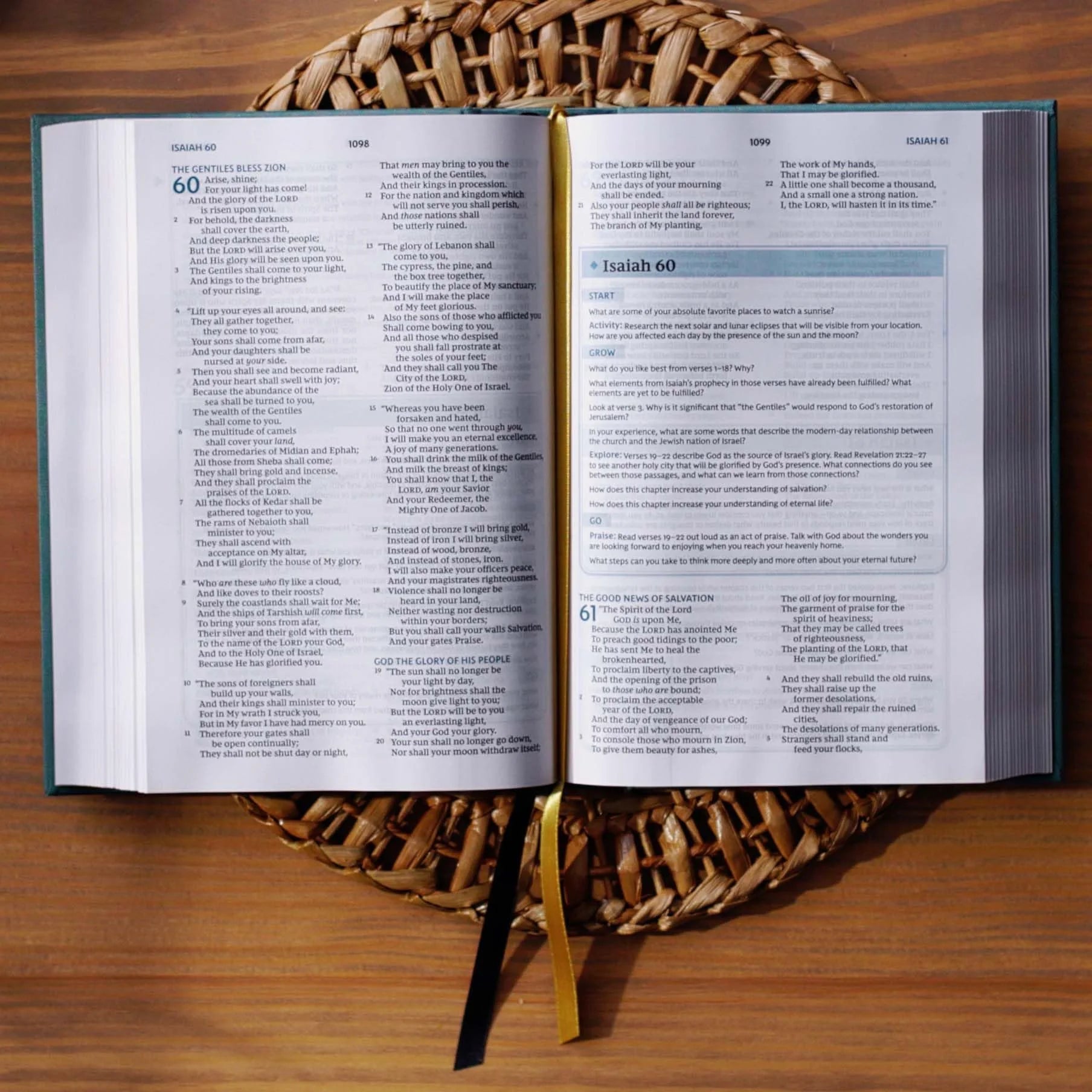 NKJV Study Bible with Comfort Print - Brown Leathersoft Hardcover: Your Comprehensive Guide to Every Chapter of the Bible